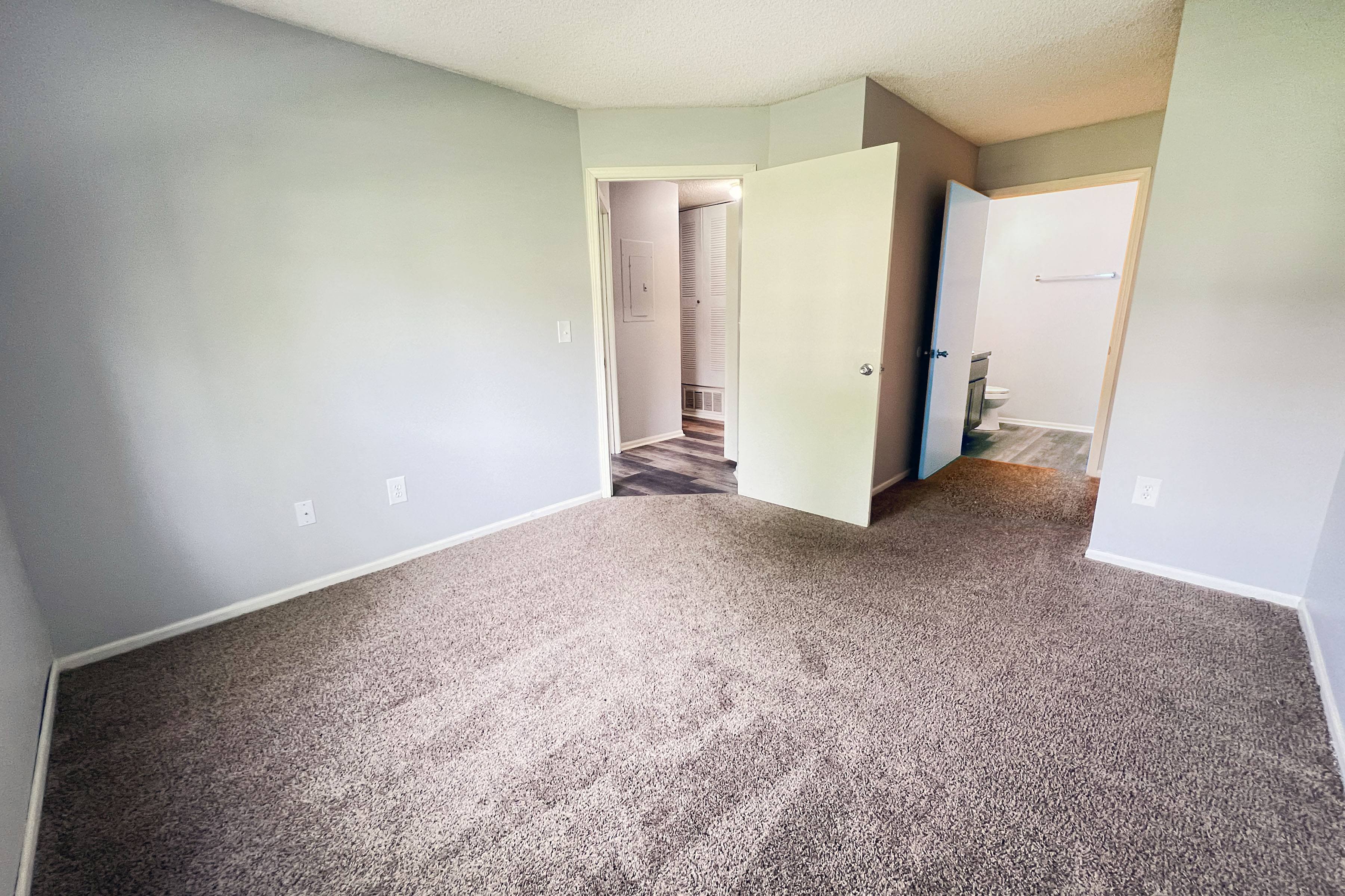 Eagle Crest Apartments Image 34
